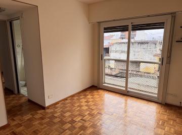 Departamento · 28m² · 2 Ambientes · Depto 2 Amb Excelente Ubicación Super Lum Apto Prof y Apto Crédito Hipotacario Liniers