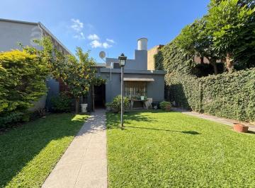 Casa · 145m² · 3 Ambientes · 1 Cochera · Casa en Venta en Jose León Suarez - 2 Dorm. - Lote 247 m²