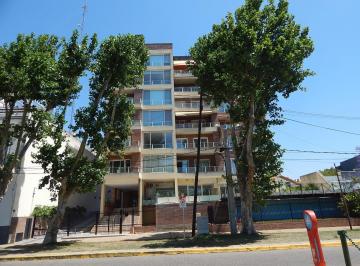 Departamento · 93m² · 3 Ambientes · 1 Cochera · Departamento en Alquiler 3 Ambientes con Vista Al Rio Tigre