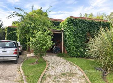 Casa · 148m² · 4 Ambientes · 2 Cocheras · Casa en Venta en Barrio Privado San Lucas - Maroto Propiedades