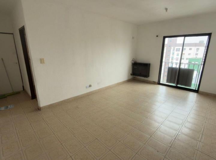 Departamento · 75m² · 4 Ambientes
