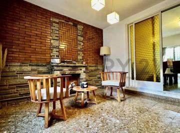 PH · 132m² · 5 Ambientes · Venta PH 5 Ambientes Parque Chacabuco Luminoso con Quincho y 2 Terrazas Mas Local a La Calle
