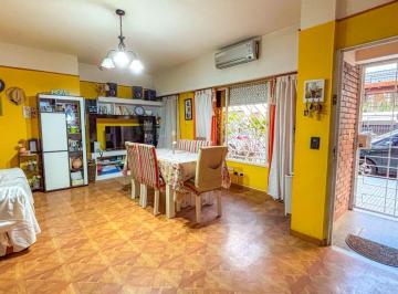 PH · 48m² · 2 Ambientes · Venta - Ph 2 Ambientes - San Cristobal - Muy Bueno!