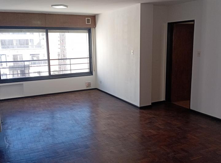Departamento · 80m² · 4 Ambientes