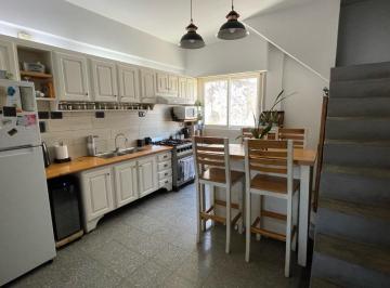 PH · 88m² · 3 Ambientes · 2 Cocheras · PH en Villa Luzuriaga
