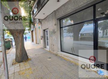 Local comercial · 70m² · 2 Ambientes · Se Alquila Local Comercial