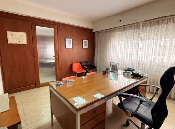 Departamento de 4 ambientes, Avellaneda · Impecable Oficina en Av Mitre - Avellaneda. en Alquiler Ó Venta.