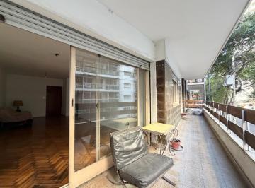 Departamento · 80m² · 4 Ambientes · 1 Cochera · Excelente Departamento 4 Ambientes con Balcón, Patio y Cochera en Palermo.