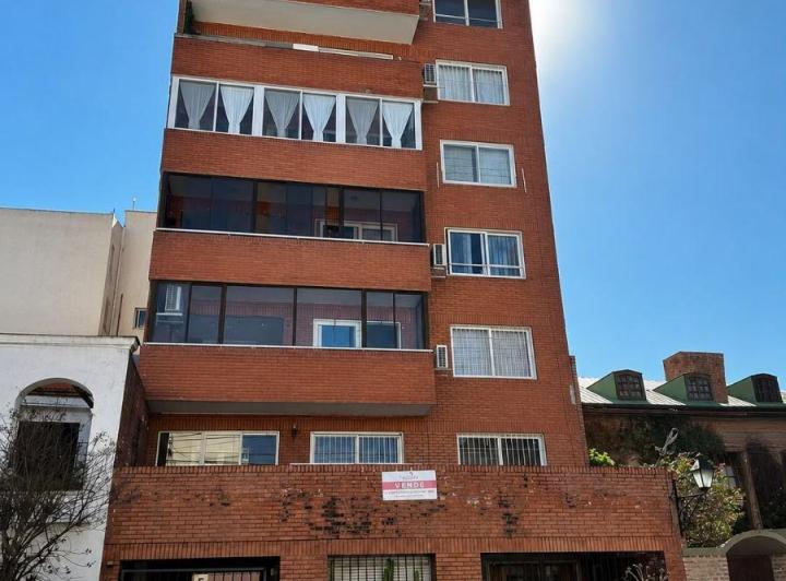 Departamento · 106m² · 5 Ambientes · 1 Cochera