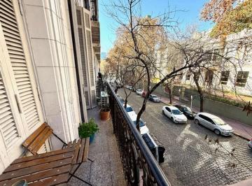 PH · 130m² · 4 Ambientes · PH 4 Ambientes con Balcon en Venta en San Telmo