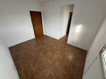 Departamento de 2 ambientes, Lomas de Zamora · Alquiler Departamento Estacion Temperley