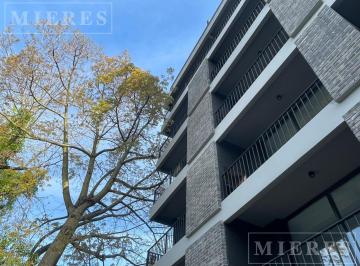 Departamento · 51m² · 2 Ambientes · 1 Cochera · Departamento de 2 Ambientes en Venta con Renta en Blvd. Sáenz Peña