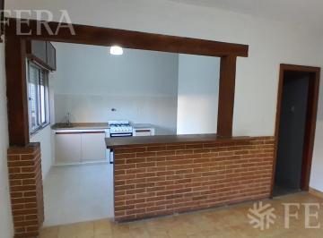 PH · 80m² · 4 Ambientes · 1 Cochera · Alquiler PH 4 Ambientes con Patio en Villa Dominico