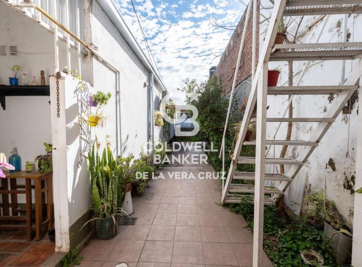 Casa · 162m² · 5 Ambientes · 1 Cochera