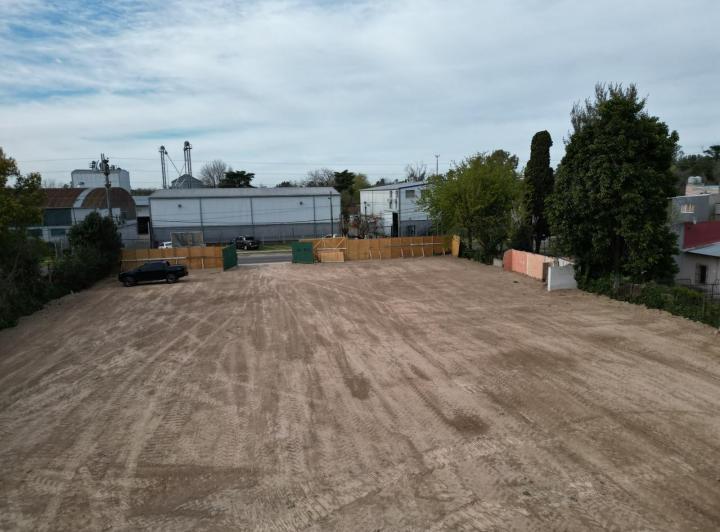 Terreno · 972m²