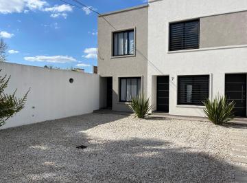 Departamento de 3 ambientes, Ituzaingó · Dúplex 3 Ambientes en Condominio C/cochera - Ituzaingó Norte