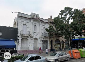 Casa · 306m² · 10 Ambientes · Venta | Casa Apta Instituciones o Comercios 10 Ambientes - Av Pellegrini 1800 - Centro Rosario