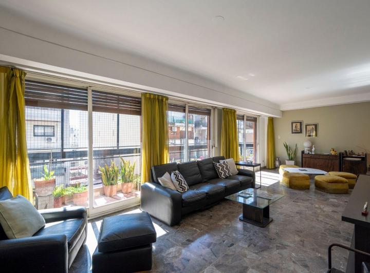 Departamento · 169m² · 6 Ambientes · 1 Cochera