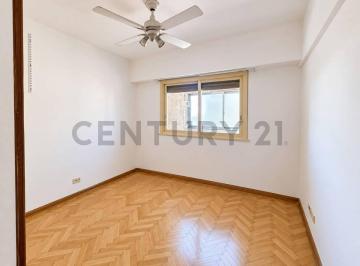 Departamento · 67m² · 3 Ambientes · Alquiler Departamento 3 Ambientes en Flores Norte | Muy Luminoso