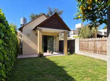 Casa · 70m² · 3 Ambientes · Victoria, Muy Lindo PH en Alquiler Sobre Calle Cortada, 2 Dormit, 2 Baños, Refaccionado a Nuevo