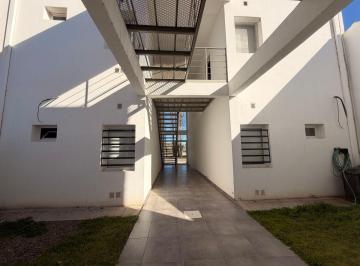 Departamento de 2 ambientes, General Roca · Departamento de 40 m² con 1 Dormitorio en Alquiler en General Roca