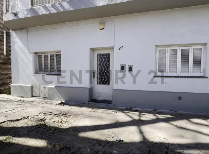 Casa · 215m² · 5 Ambientes · 1 Cochera