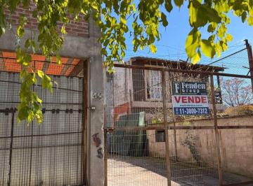 Bodega-Galpón de 4 ambientes, Almirante Brown · Galpones Comerciales en Venta - Fábrica en Actividad - Venta.