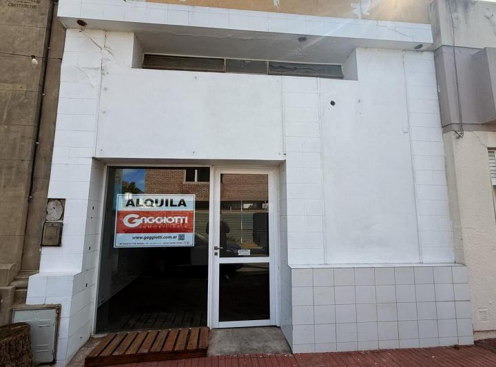 Local comercial · 84m²