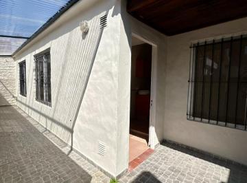 PH · 40m² · 3 Ambientes · PH 2 Amb + Escritorio con Patio - Llavallol