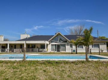 Casa · 201m² · 6 Ambientes · 1 Cochera · Casa Venta 6 Ambientes Fincas San Vicente Golf