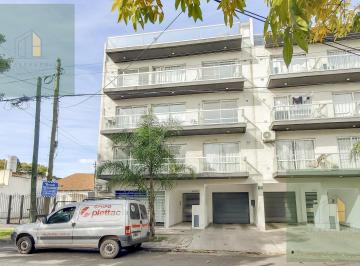 Departamento · 51m² · 2 Ambientes · Departamento en Venta Adrogue Dos Ambientes con Terraza