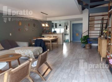 Casa · 170m² · 4 Ambientes · Triplex a 1 Cuadra de Libertador