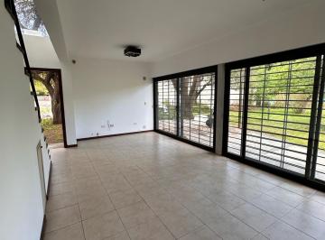 Casa · 150m² · 5 Ambientes · 1 Cochera · Casa - Rivera Indarte