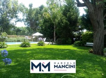 Casa · 180m² · 5 Ambientes · 4 Cocheras · Venta Casa 5 Ambientes en El Rocio
