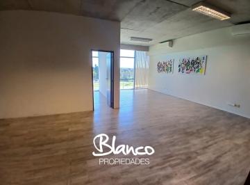 Oficina comercial · 77m² · 1 Cochera · Oficina en Alquiler en Paralelo 50, Pilar, G. B. a. Zona Norte