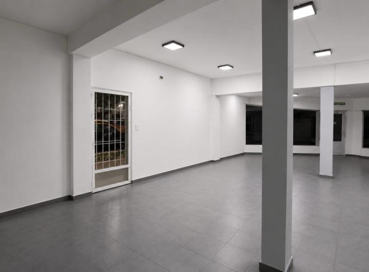 Local comercial · 200m² · 3 Ambientes