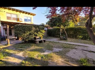 Casa · 130m² · 4 Ambientes · Casa Multifamiliar en Lote de 300 m²
