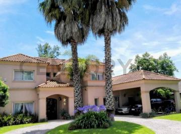 Casa · 275m² · 4 Ambientes · 2 Cocheras · Venta Imponente Casa Haras de Pilar La Pradera 4 Ambientes Jardín Pileta Galería
