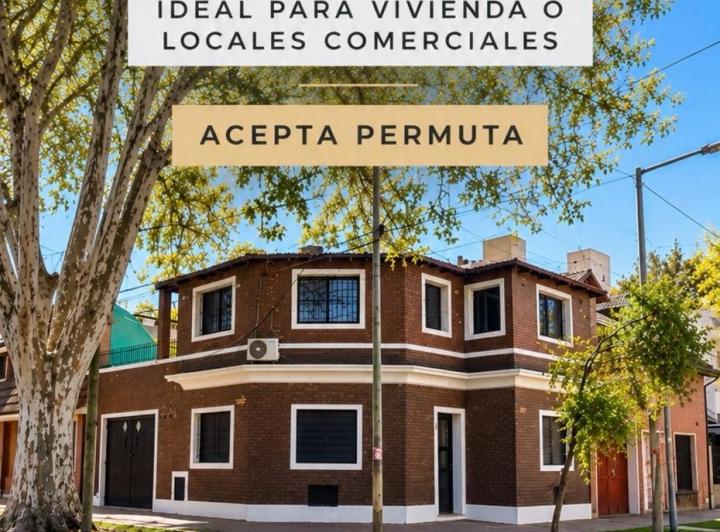 Casa · 220m² · 6 Ambientes