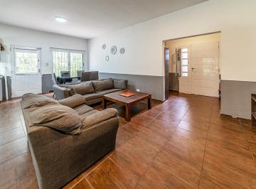 Casa · 93m² · 3 Ambientes · 2 Cocheras · Casa en Palmares de Pilar