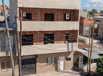 Casa de 7 ambientes, Avellaneda · Edificio en Construcción