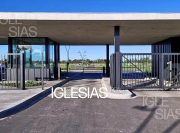Terreno · 715m² · Terreno en Venta Al Agua en Silvestre, Nordelta