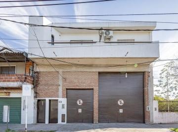 Bodega-Galpón · 225m² · Galpon + Casa Venta P. Podesta Ideal Renta Permuta!
