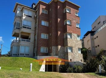 MCN-MCN-553_2 · Alquiler Temporario Departamento de 3 Ambientes C/ Cochera, Golf Playa, Pinamar