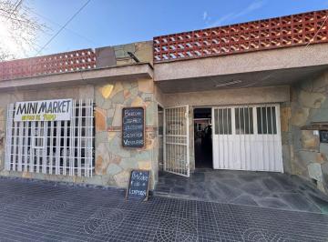Casa · 282m² · 8 Ambientes · 2 Cocheras · Venta Local Comercial Dos Propiedades Terreno 290 m