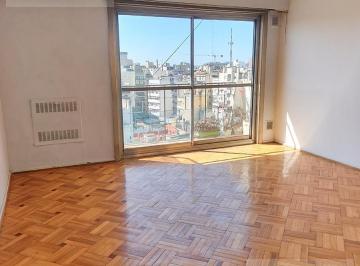 Departamento · 62m² · 3 Ambientes · Departamento 3 Ambientes con Balcon Vista y Luminoso en Alquiler en Constitución San Telmo