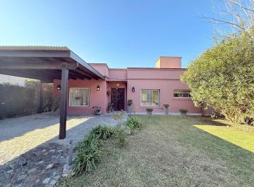 Casa · 138m² · 5 Ambientes · 5 Cocheras · Casa 4 Amb en Venta en Cardales