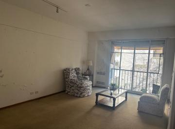 Departamento · 72m² · 4 Ambientes · Av Callao 1200