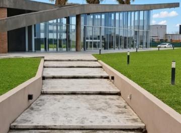 Terreno · Venta de Lote en Country Viento Sur