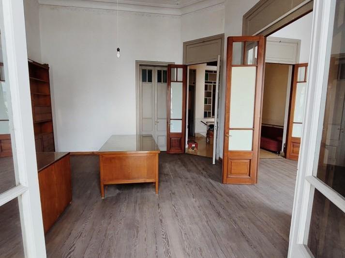 Departamento · 190m² · 5 Dormitorios